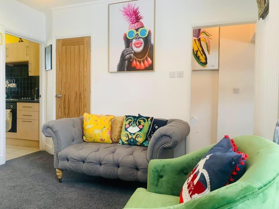 Funky 2 Bedroom Apartment In Town Centre Гастингс Экстерьер фото